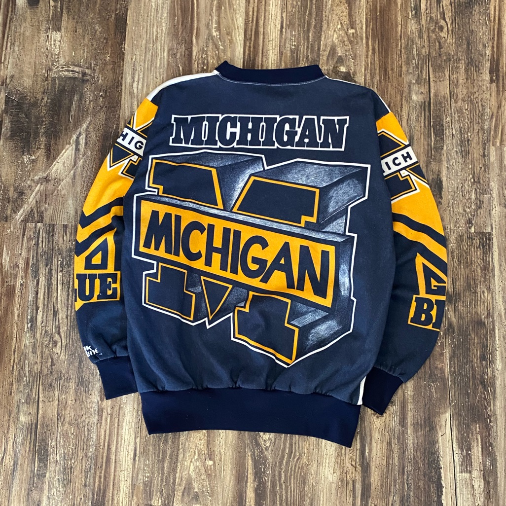Vintage 1990s Michigan Wolverines Chalk Line Big Logo Faded Crewneck